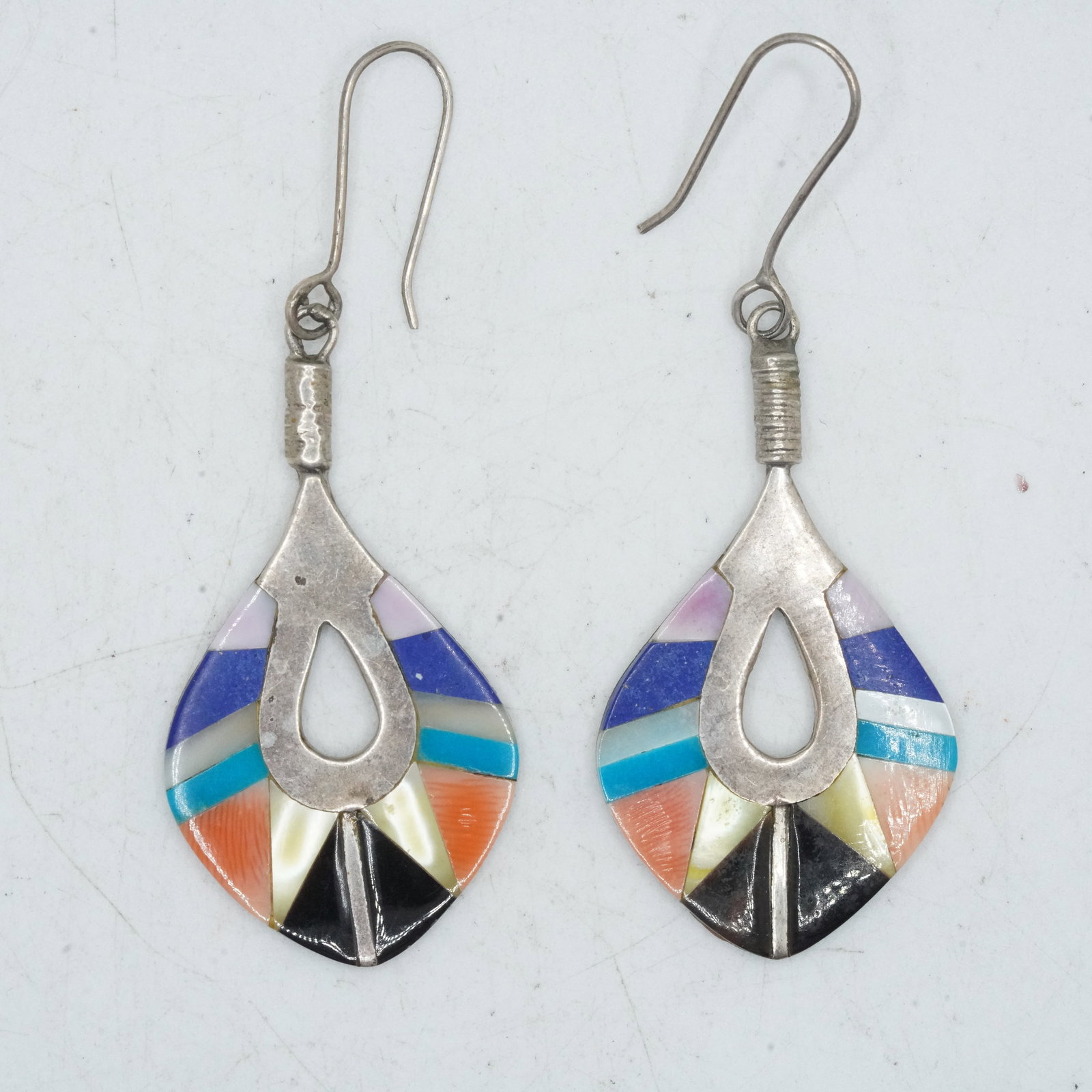 11.50 Grams Sterling Silver Native American Inlay Earrings with Lapis,Coral, Black Onyx, MOP (1 of 9)