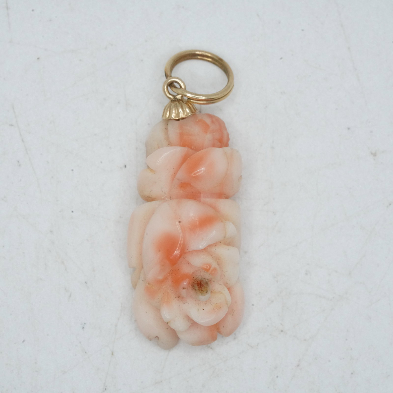 14K Gold Bail Carved Coral Rose Pendant 1 1/2 in. x 1/2 in.: 14K Gold Bail Carved Coral Rose Pendant 1 1/2 in. x 1/2 in.