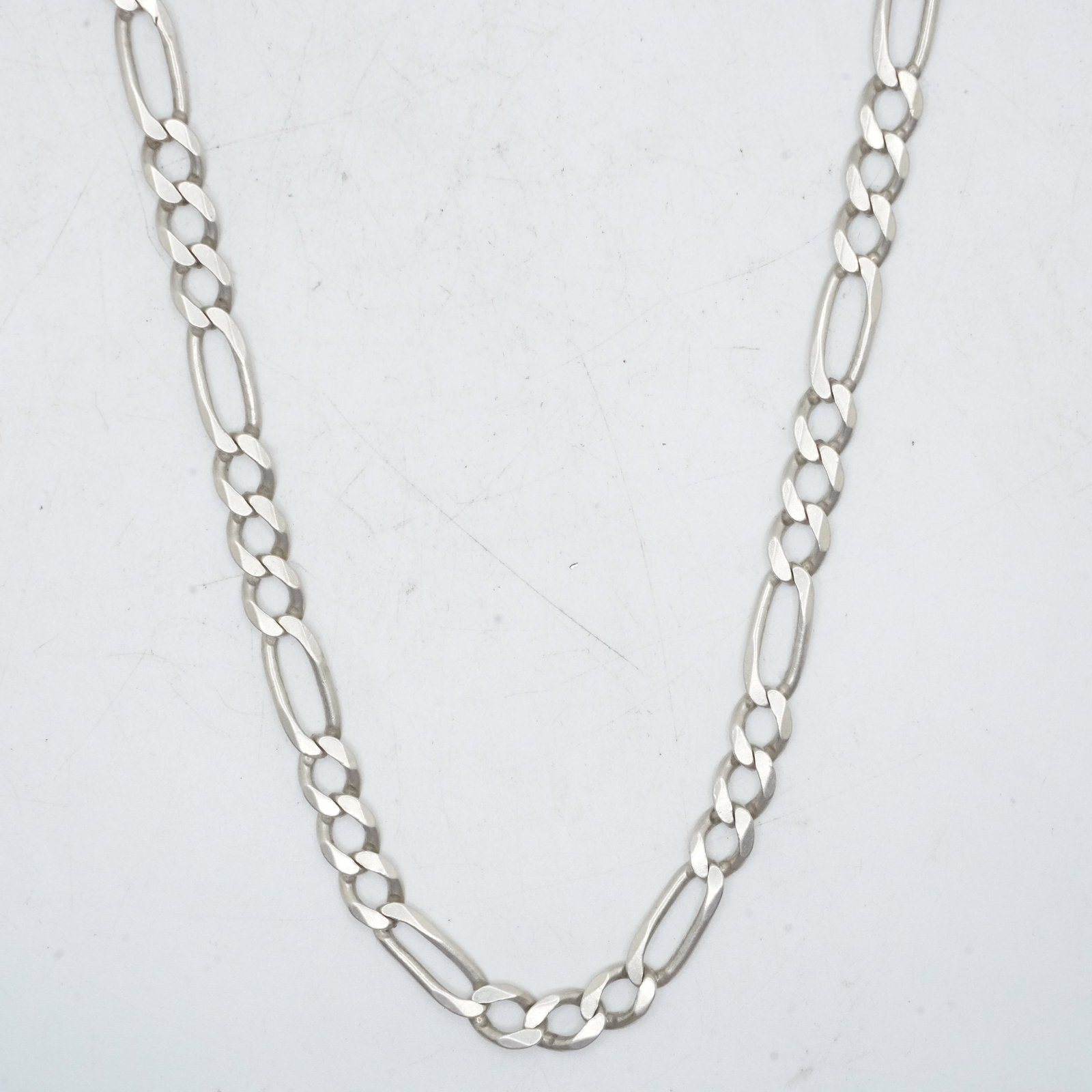 33.48 Grams .925 Sterling Silver Figaro Link Chain Necklace 24 inches length x 1/4 in.: 33.48 Grams .925 Sterling Silver Figaro Link Chain Necklace 24 inches length x 1/4 in.