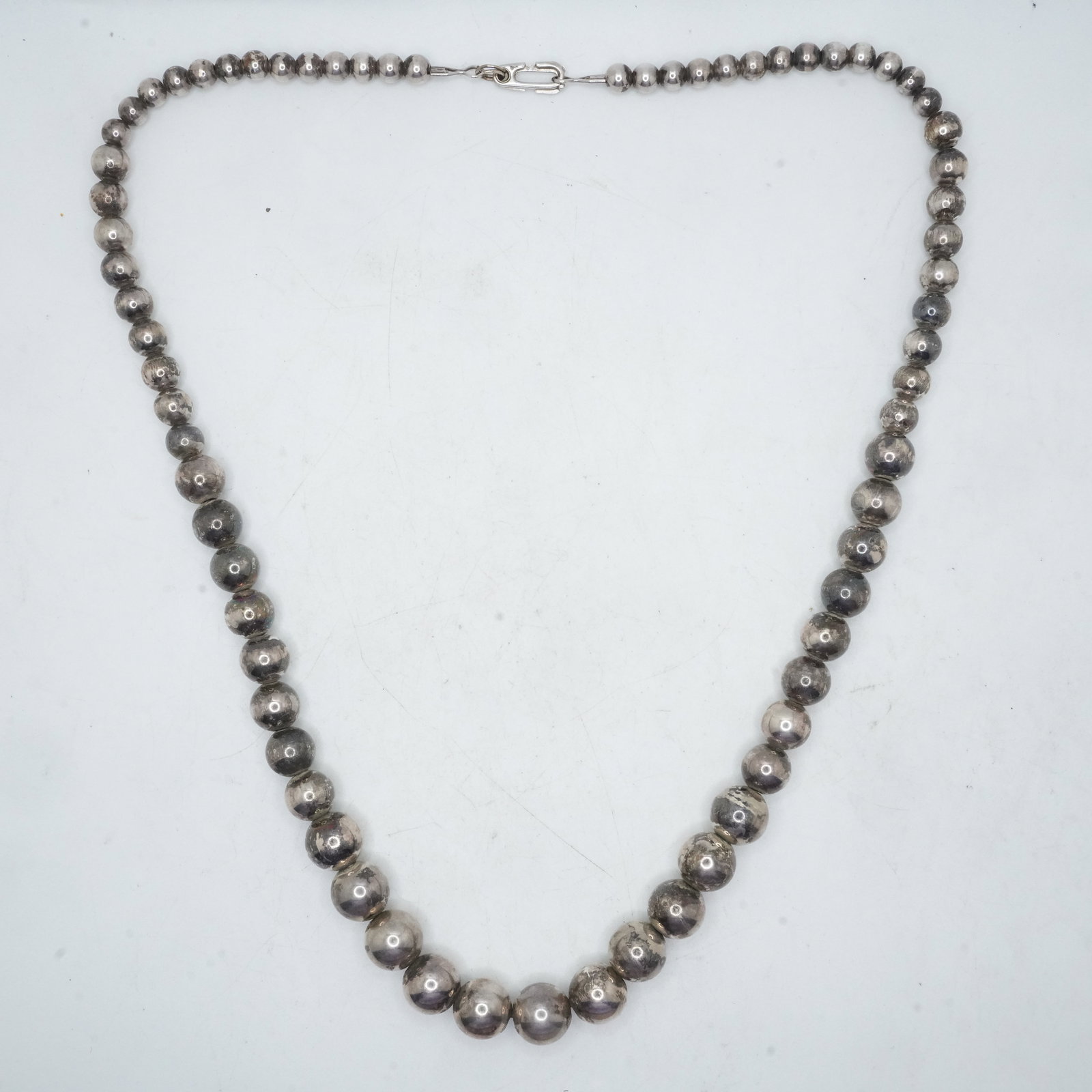 50.94 Grams Sterling Silver Graduated Bead Necklace 24 inches length x 1/2 in. to 1/4 in. (1 of 11)