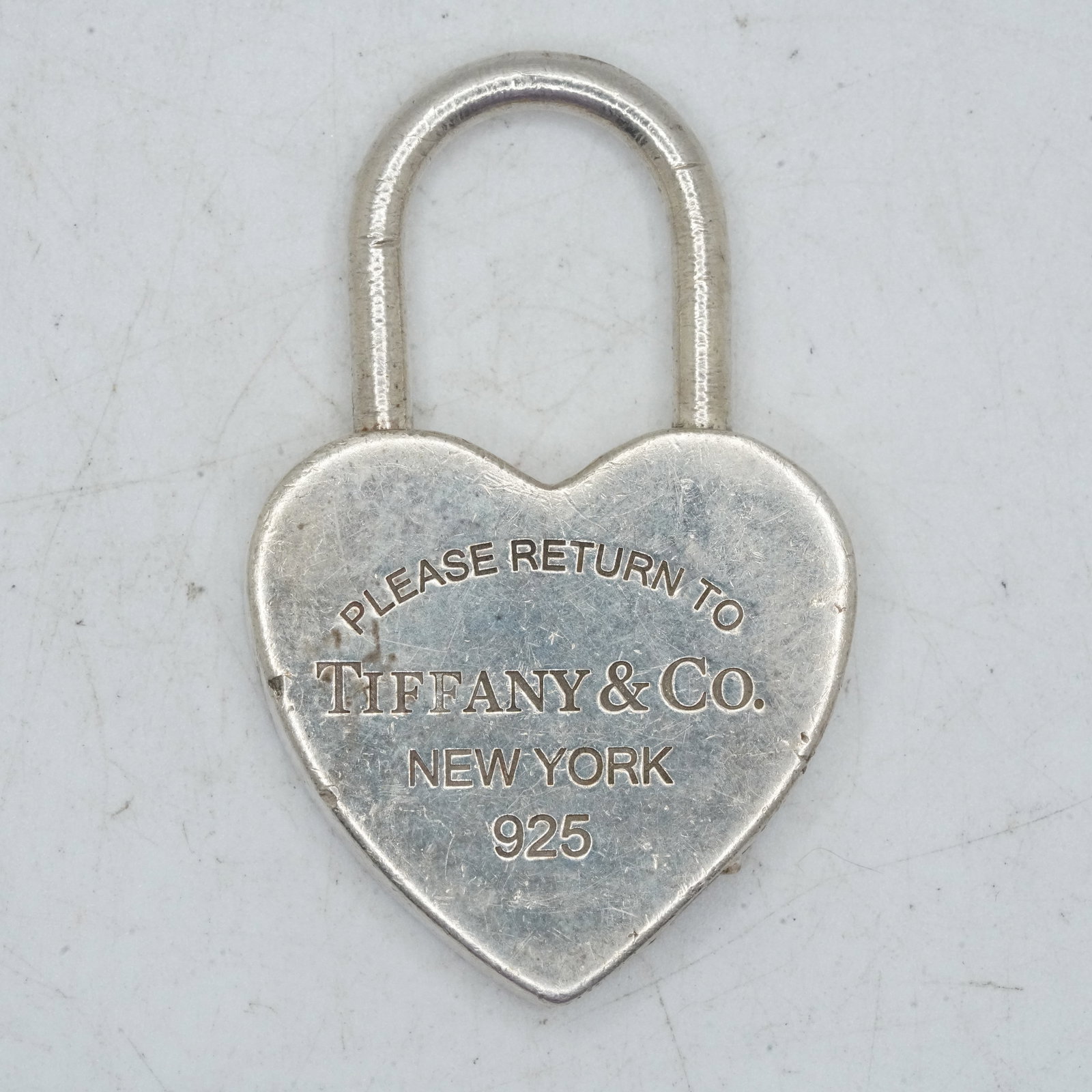 44.34 Grams .925 Sterling Silver TIFFANY & CO Heart Lock "Please Retiurn To Tiffany & Co New York" (1 of 6)