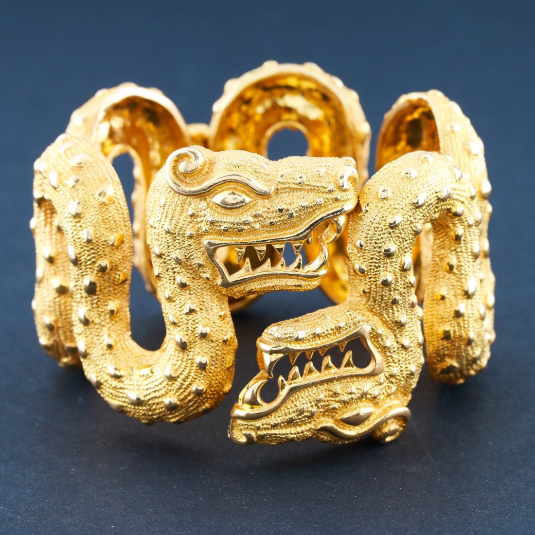 Southeast Asian Style Hinged Dragon Bangle Braclet (1 of 4)