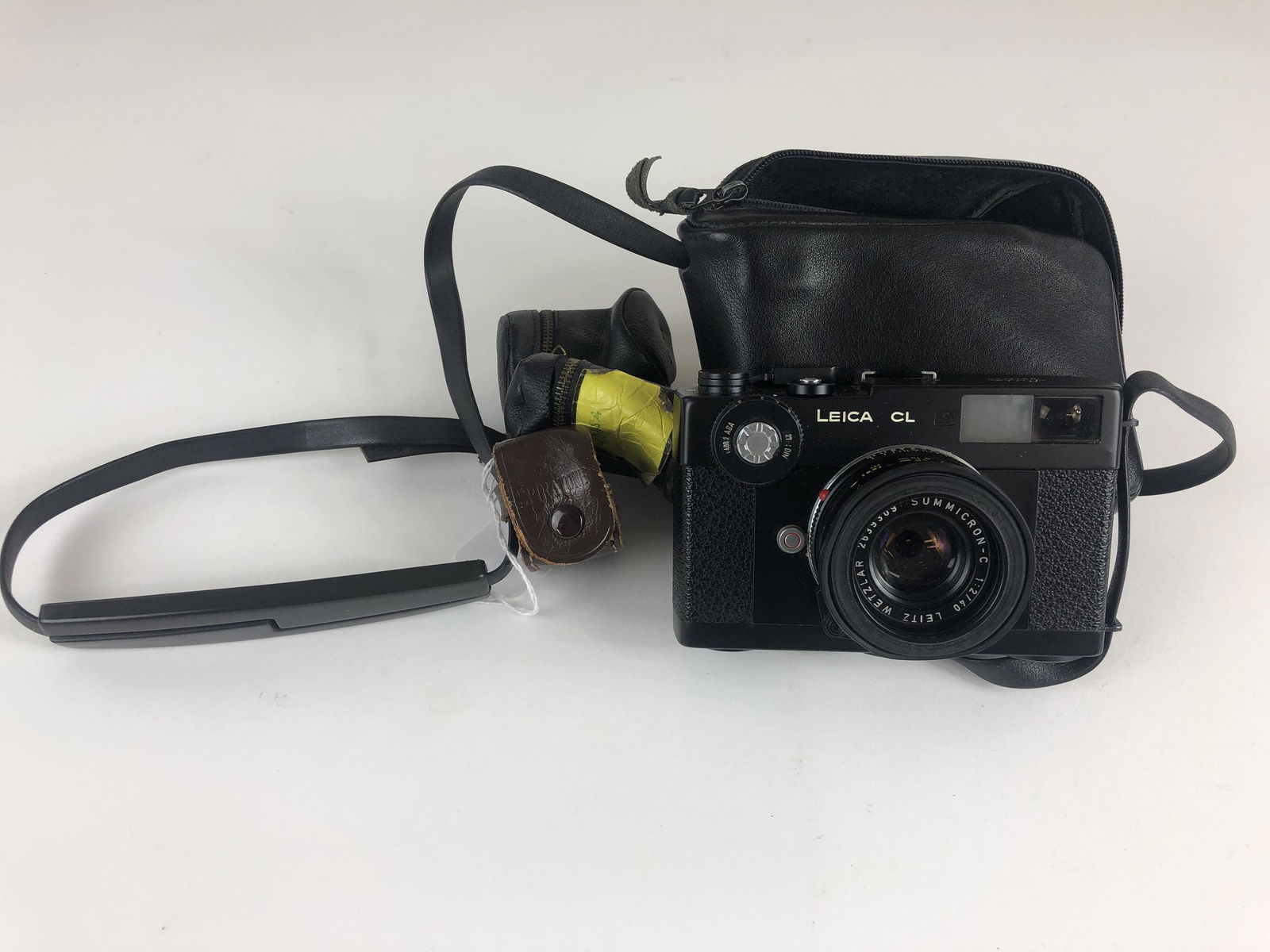 Leica CL Rangefinder Camera in Brown Leica Case with (1 of 4)