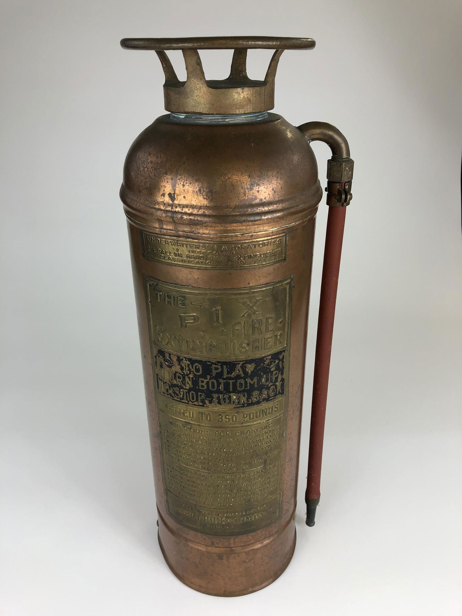 Albert Pick and Co. 2.5 Gallon Copper Fire Extingusiher (1 of 7)
