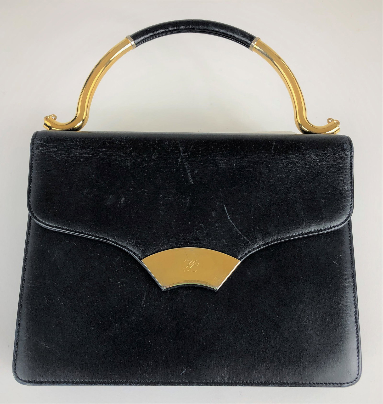 Karl Lagerfeld Handbag: wd. 9"