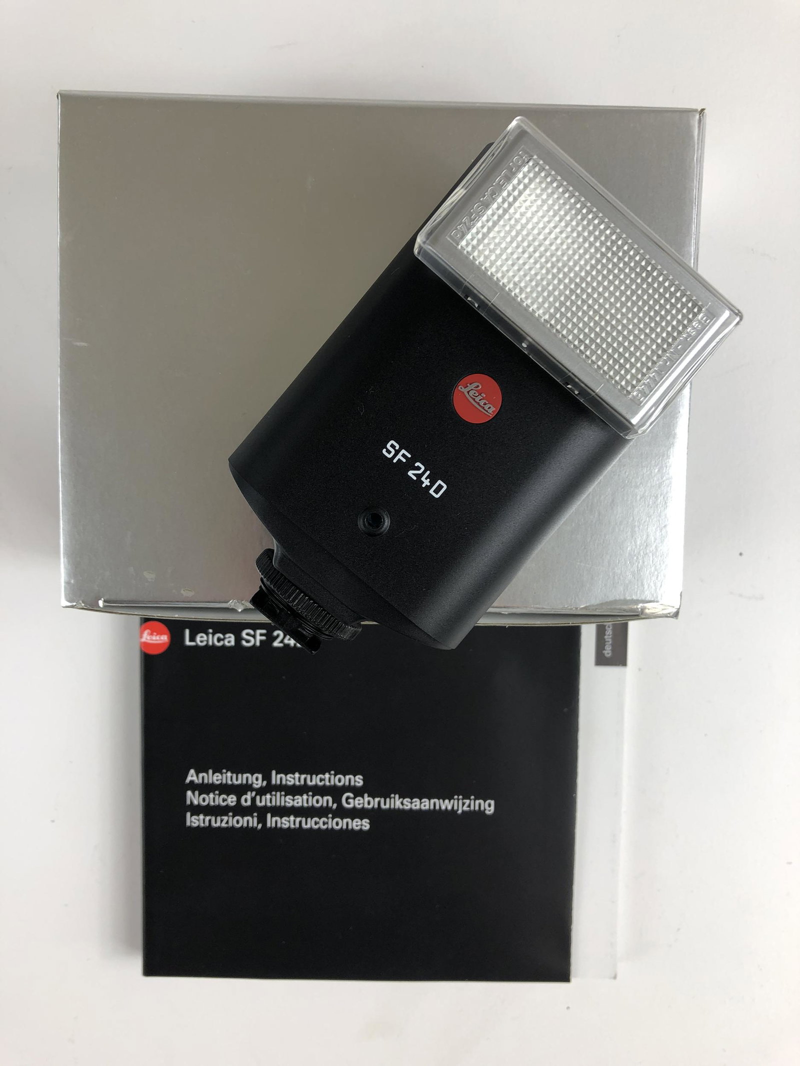 Leica SF 24D in Original Box: Leica SF 24D in Original Box