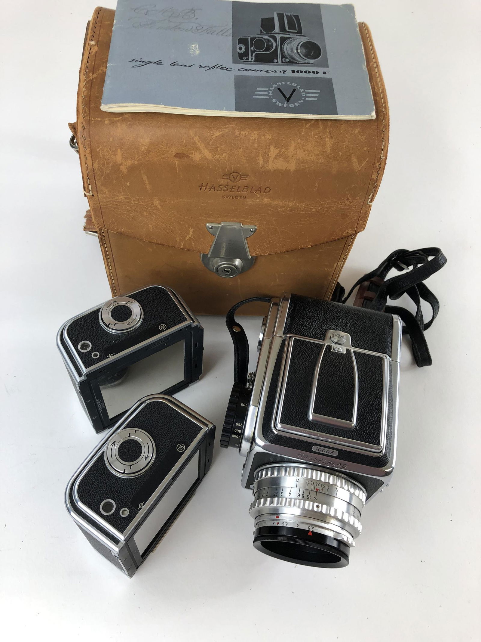 Hasselblad 1000 F Camera with Swedish Combination Case: Hasselblad 1000 F Camera with Swedish Combination Case No. 302, Including Zeiss Tessar 2,8 f=80 mm Camera Lens