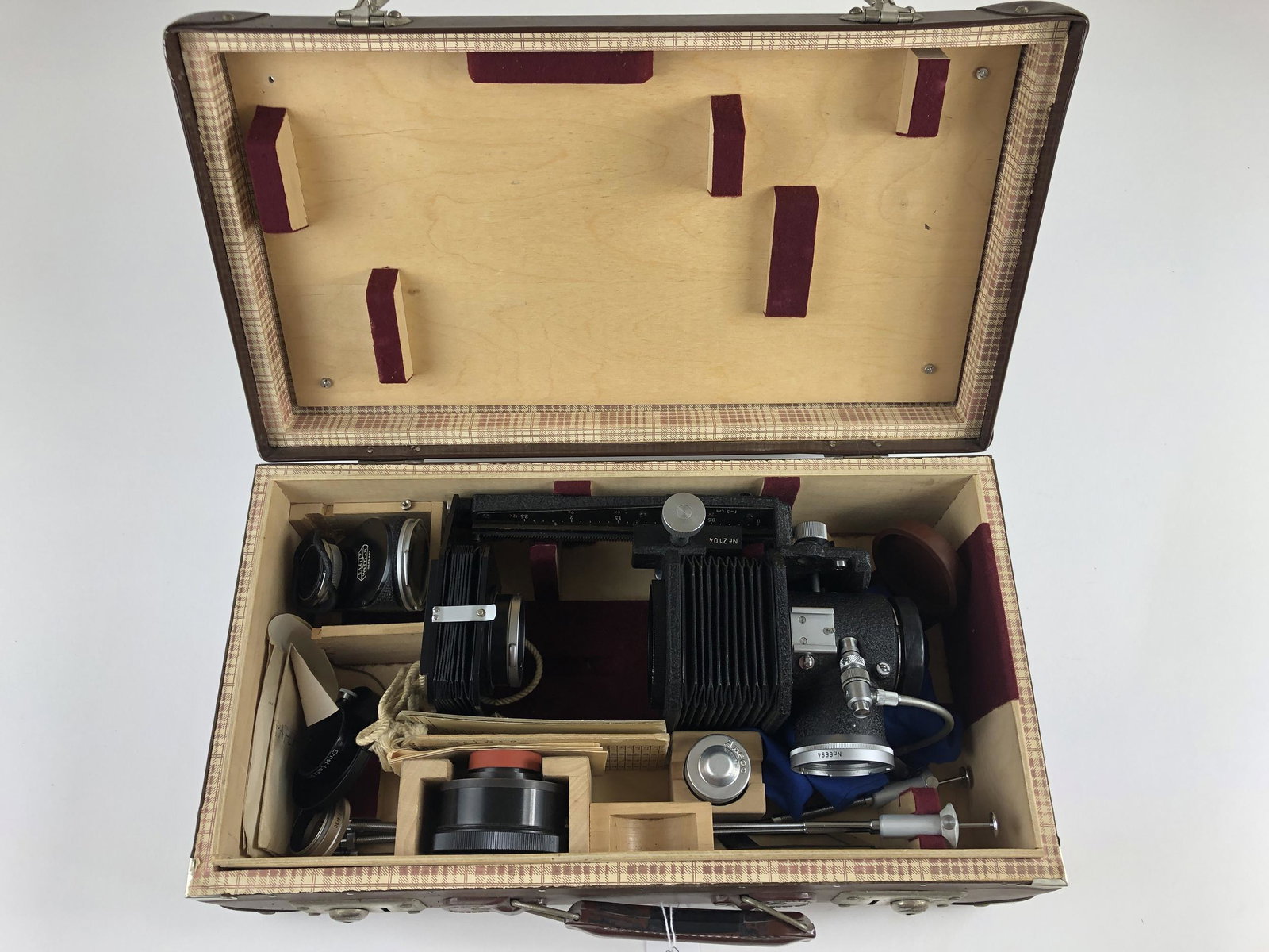 Leitz Visoflex bellows and accessories in original: Leitz Visoflex bellows and accessories in original carrying case