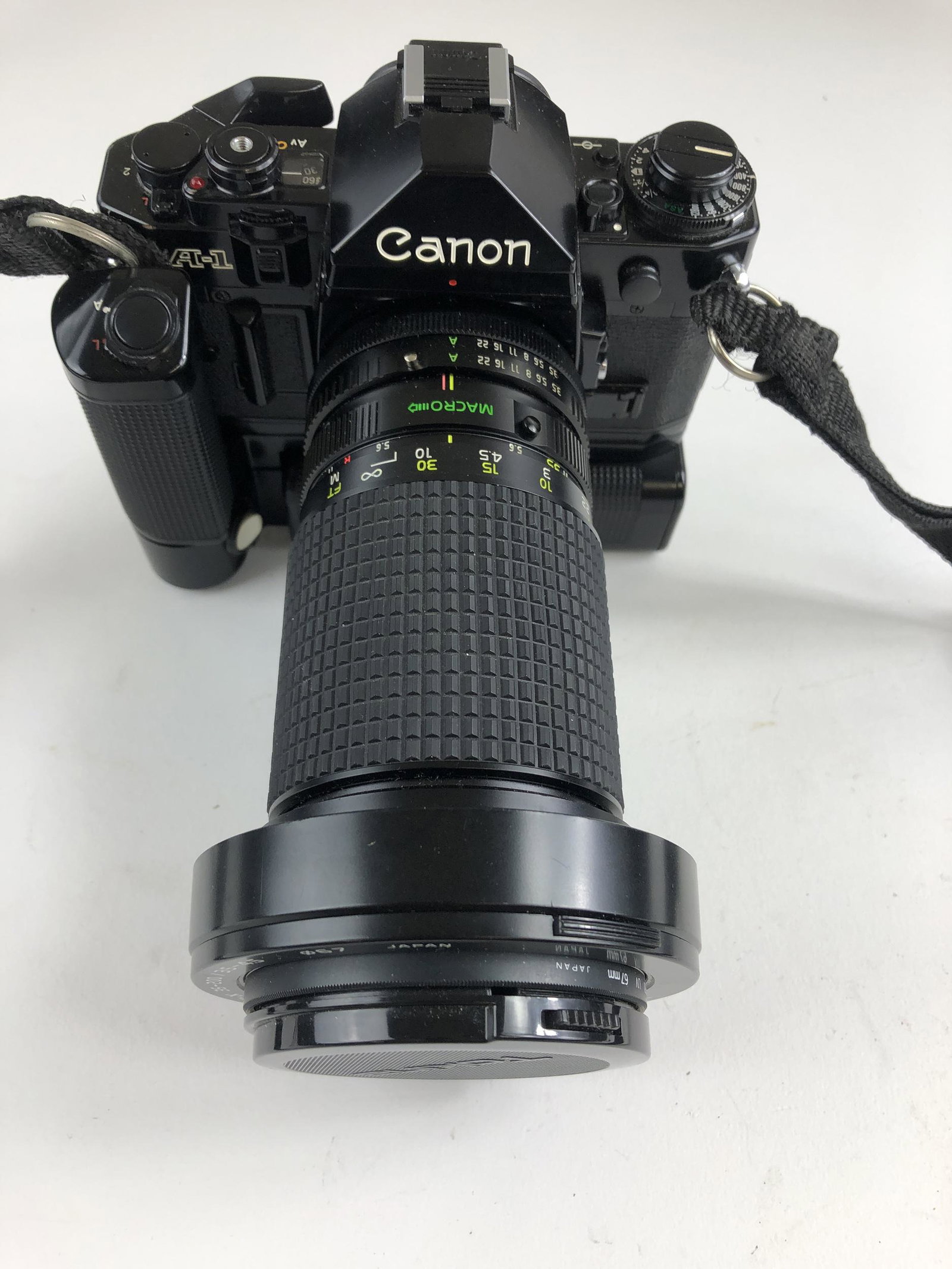Canon A1 with Tokina AT-X SD 35-200 mm 1:3.5-4.5 Lens: Canon A1 with Tokina AT-X SD 35-200 mm 1:3.5-4.5 Lens