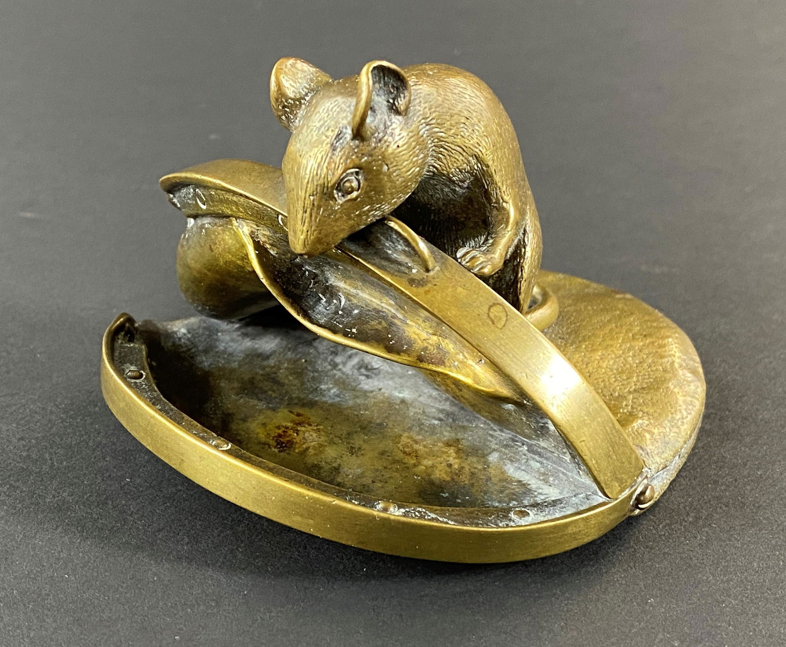 Fine Continental Dresser Bronze Mouse Change Purse (1 of 6)