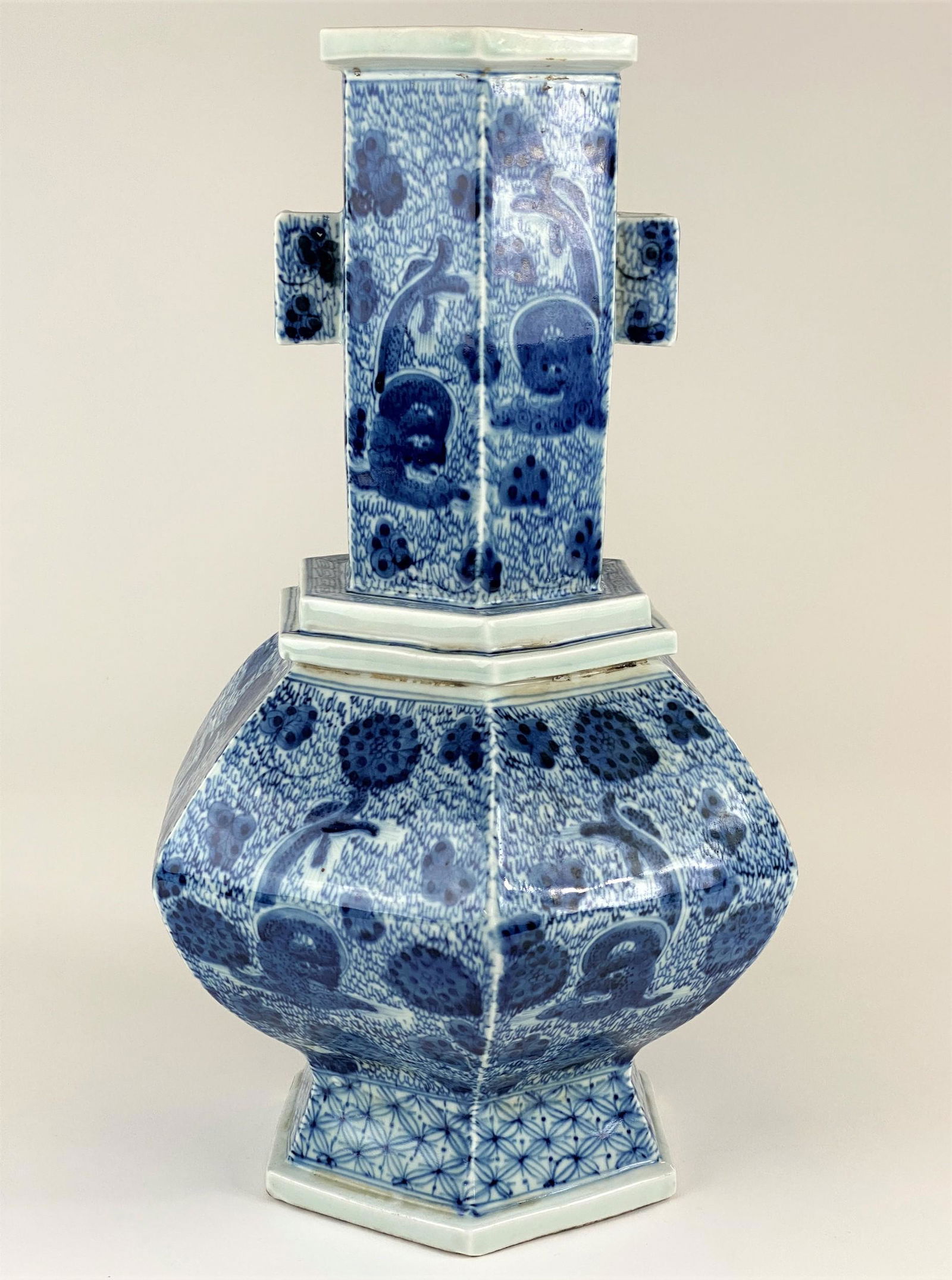 Chinese Export Blue and White Octagonal Vase (1 of 6)