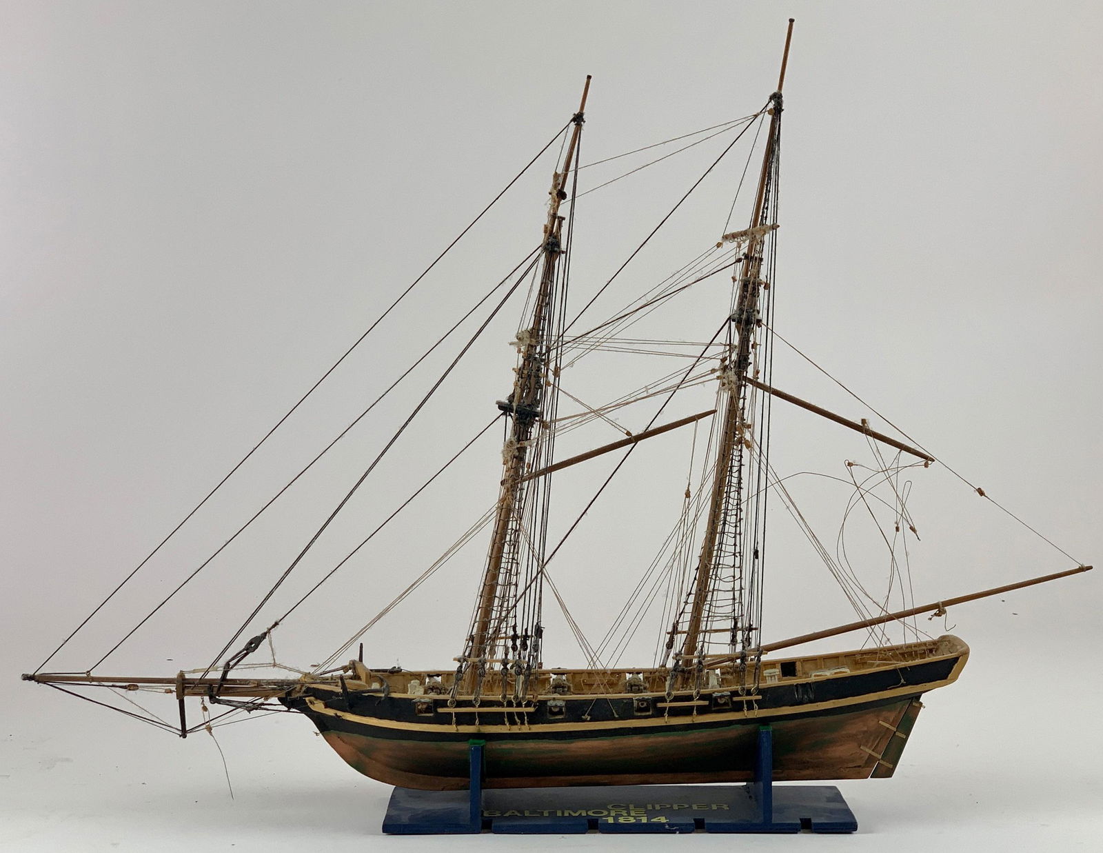 Baltimore Clipper Model Ship, 1814: NOTE: Due to its fragile condition, buyer must arrange transportation for this ship model. Pick-up is strongly recommended. A late 20th centur