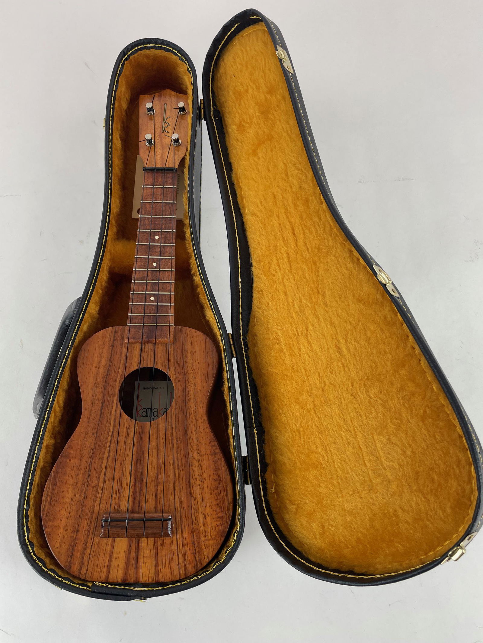 A Fine Concert Kamaka White Label Ukulele (1 of 7)