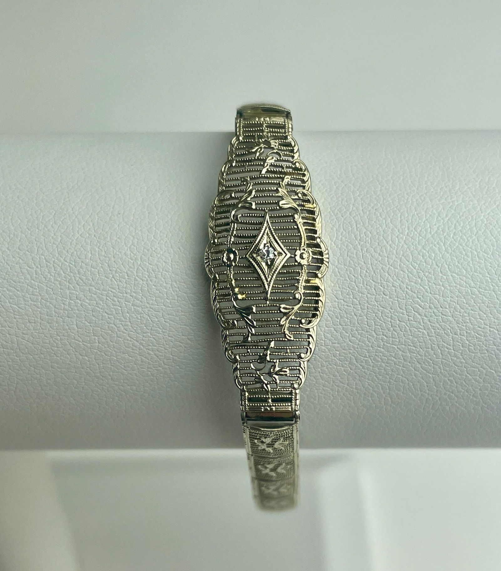 10k Gold Filigree Bracelet with Diamond (1 of 8)