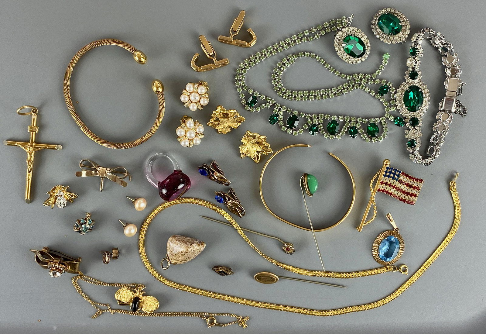 Collection of Various Costume Jewelry, Gold and Pins (1 of 6)