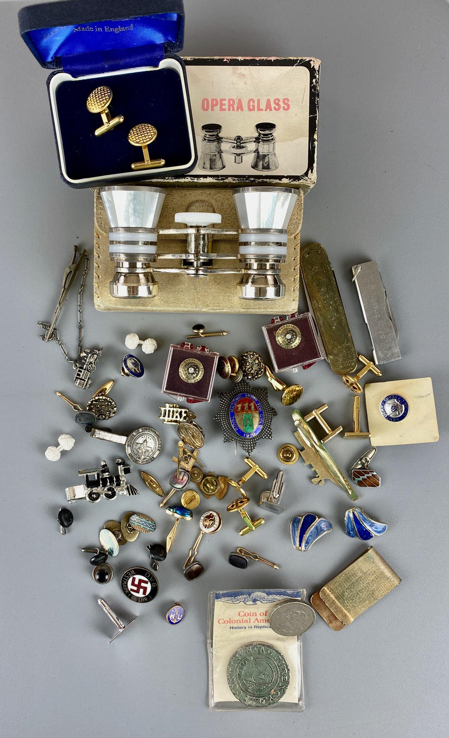 Group of Cufflinks, Pins, Gentleman's Jewelry (1 of 7)