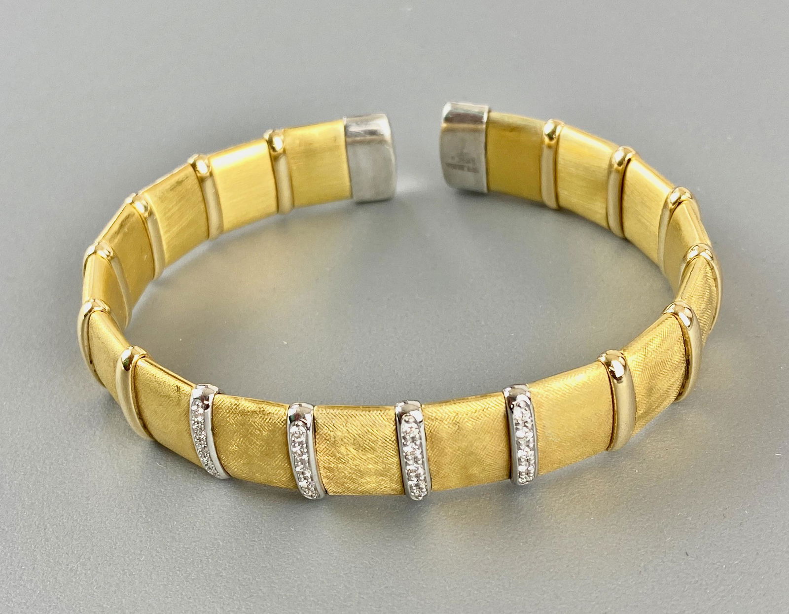 18 Karat Henderson Collection Bracelet by Lecil (1 of 5)