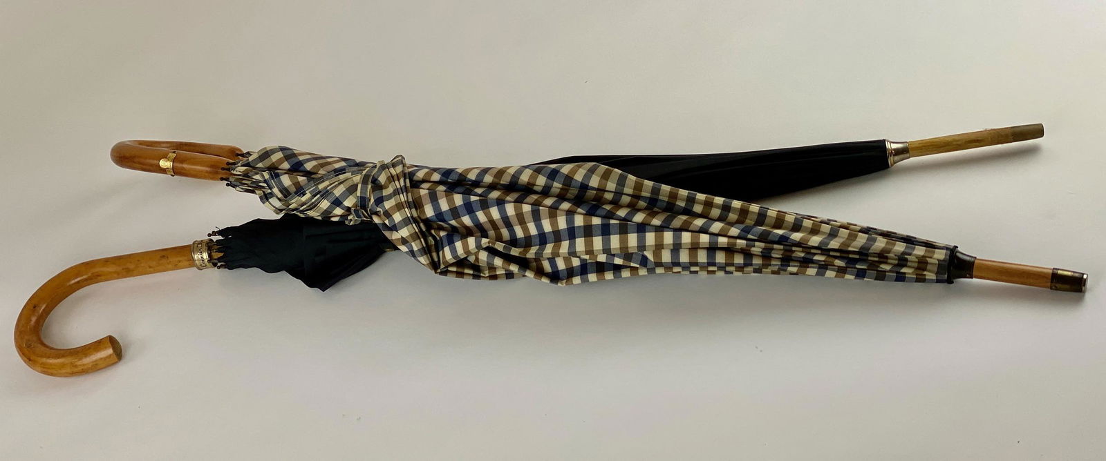 Aquascutum and Christian Dior Umbrellas (1 of 6)