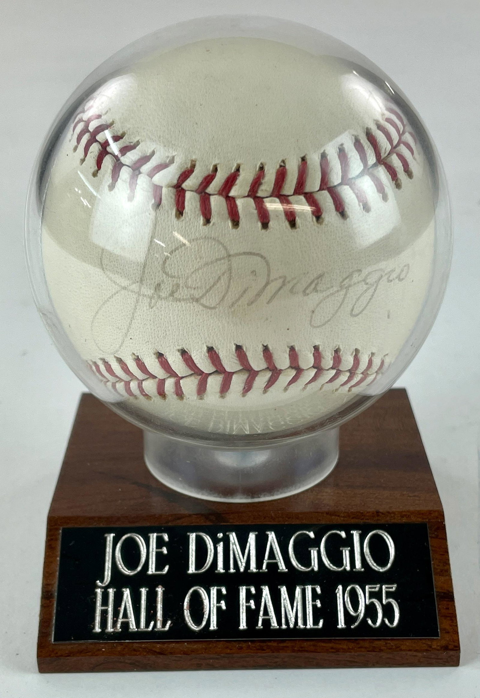 A Joe Dimaggio Signed Baseball (1 of 2)