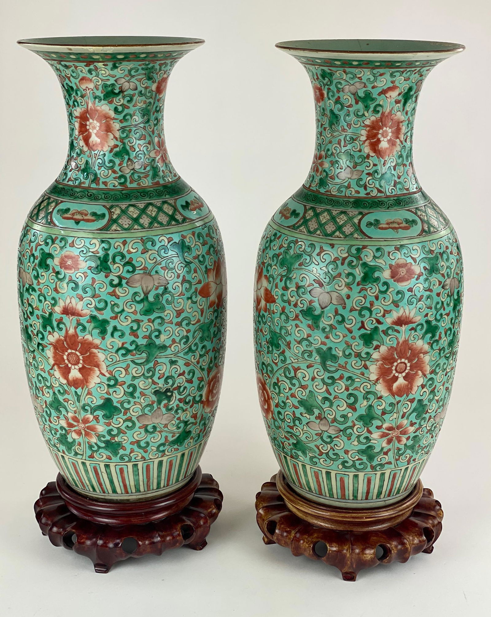 Pair of Qing Dynasty Turquoise Famille Rose Vases (1 of 10)