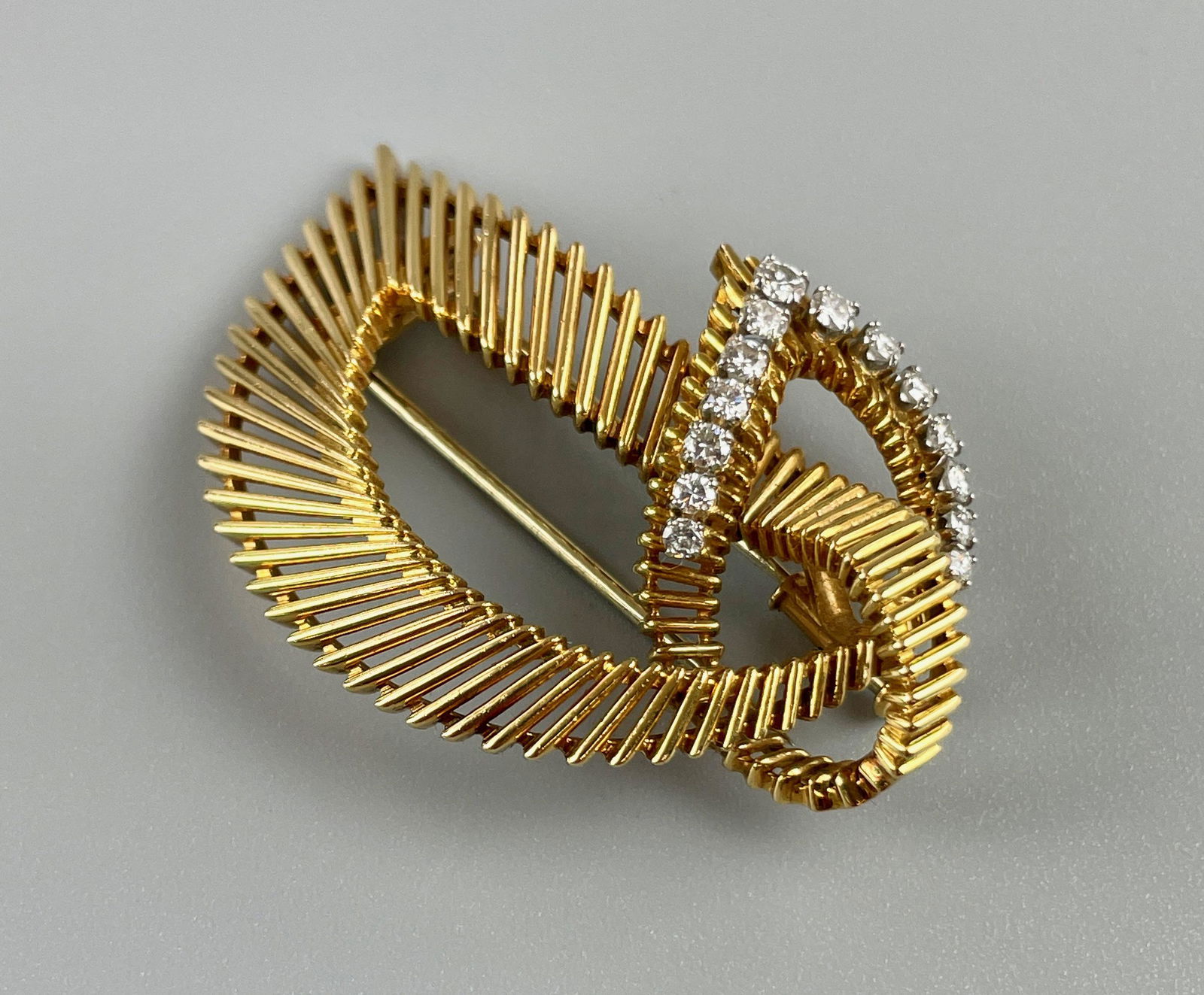 Regner 18 Karat Gold and Diamond Brooch (1 of 5)