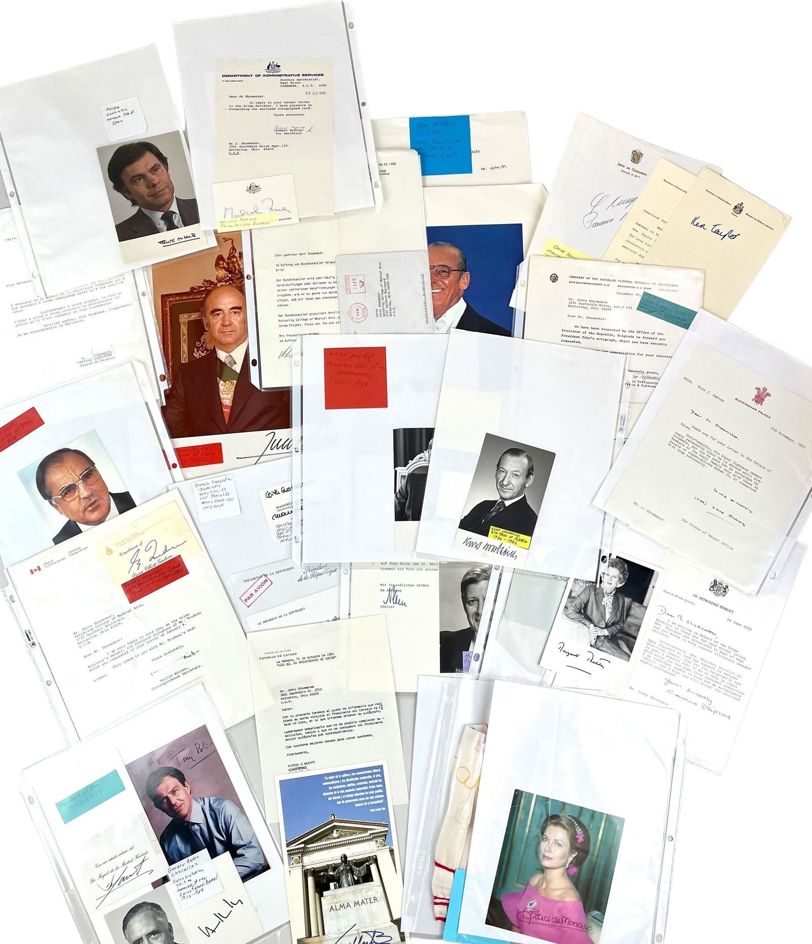 Autographs of World Leaders, large collection of signatures (1 of 5)