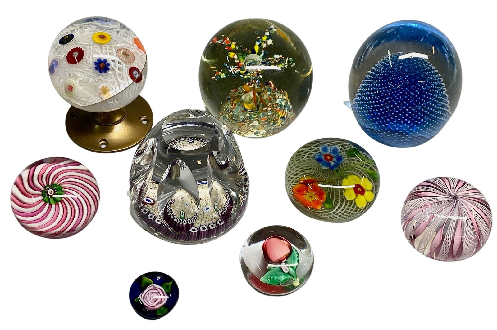 Fine Collection of Glass Paperweights, Various Makers (1 of 16)
