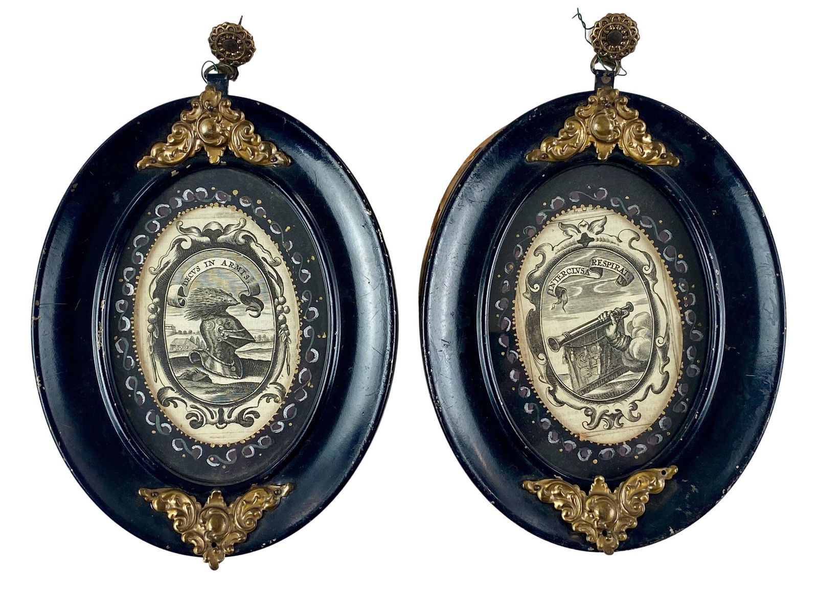 Pair of Oval Framed Etchings from the Book of Emblems (1 of 5)