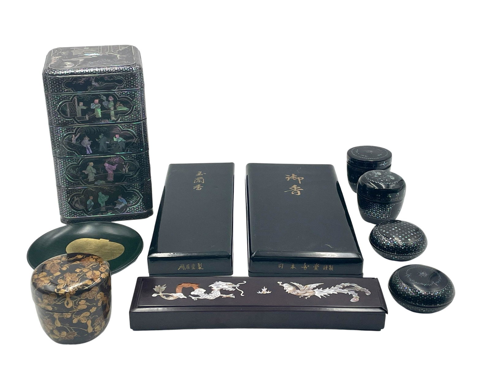 Japanese Lacquer Wares and Boxes (1 of 4)