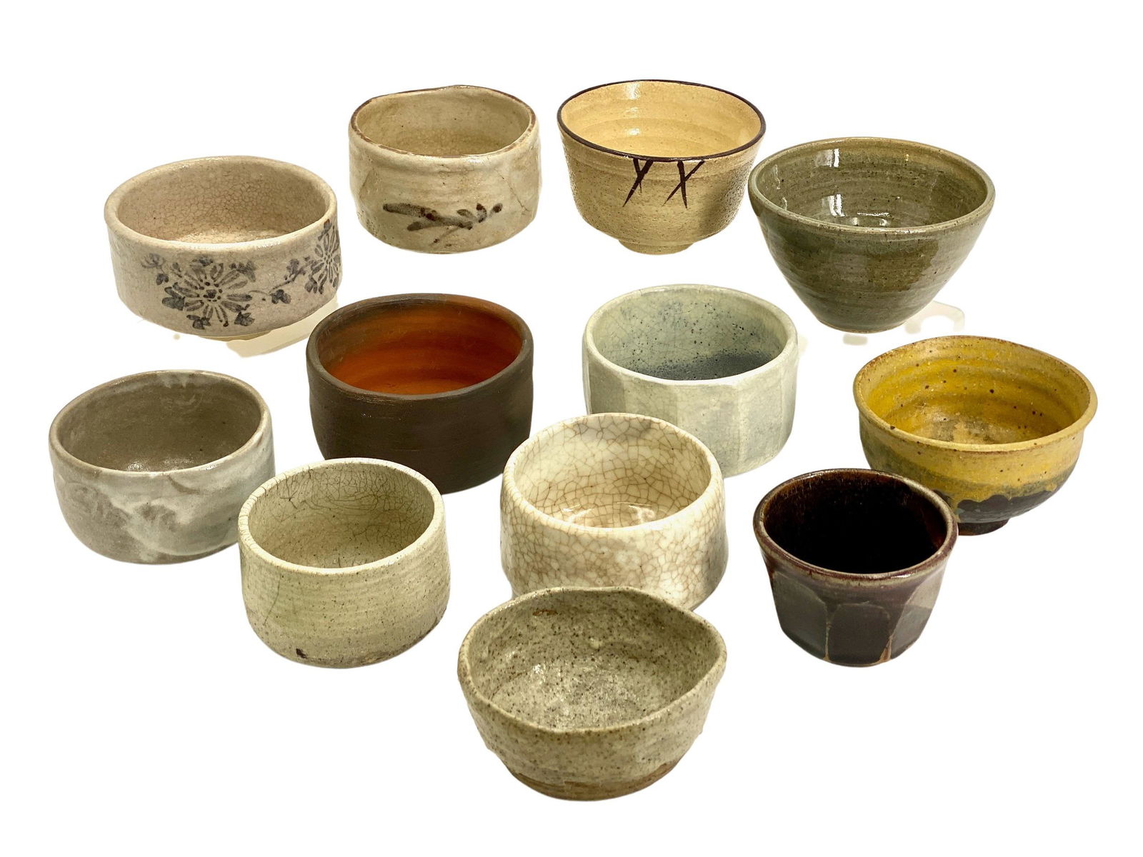 12 Japanese Studio Ceramic Bowls (1 of 15)