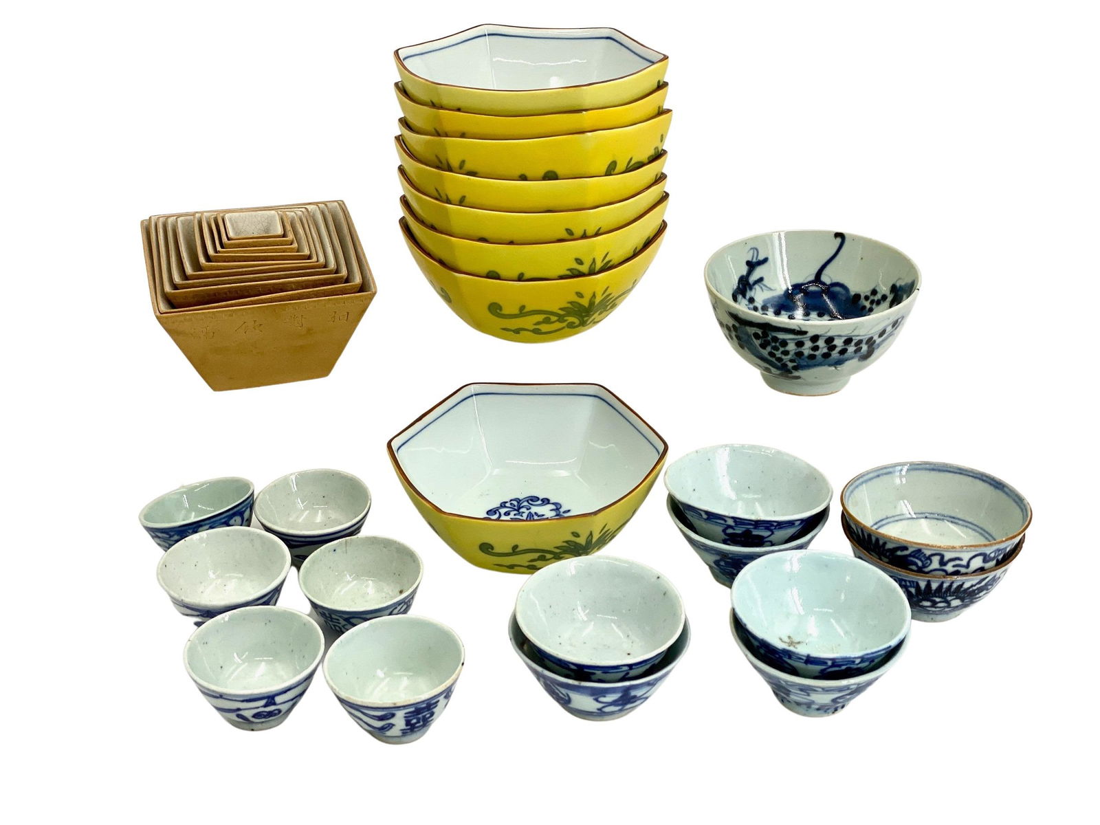 Chinese/Japanese Tea Related Ceramics (1 of 15)