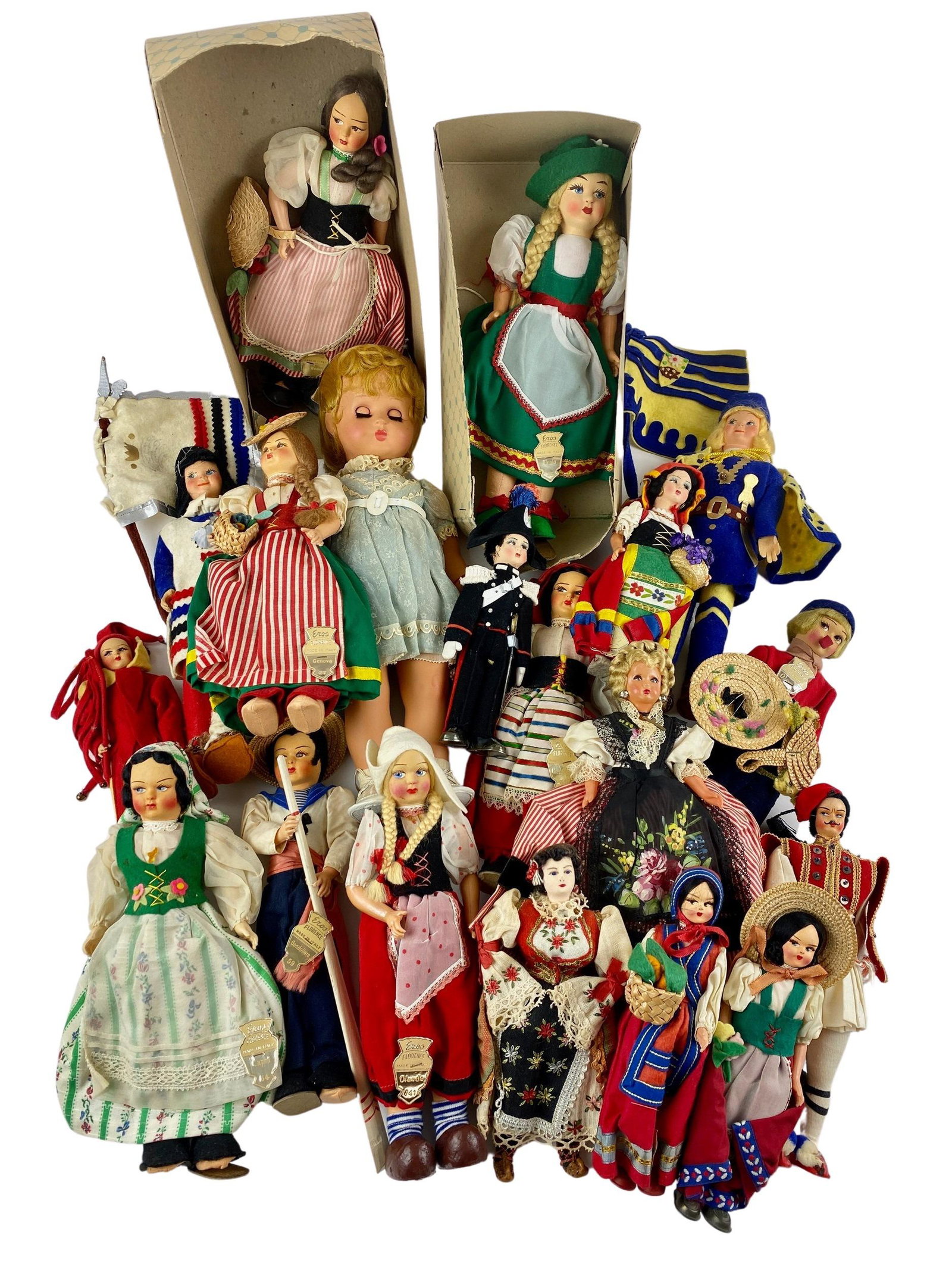 Doll Collection: A collection of Bavarian or Continental dolls, tallest ht. 15".