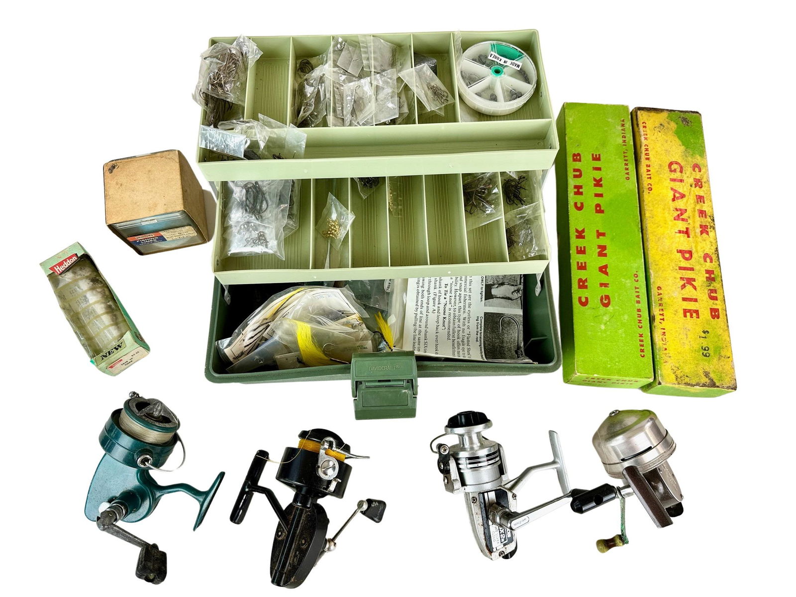 Large Group of Antique Fishing Related Items (1 of 6)