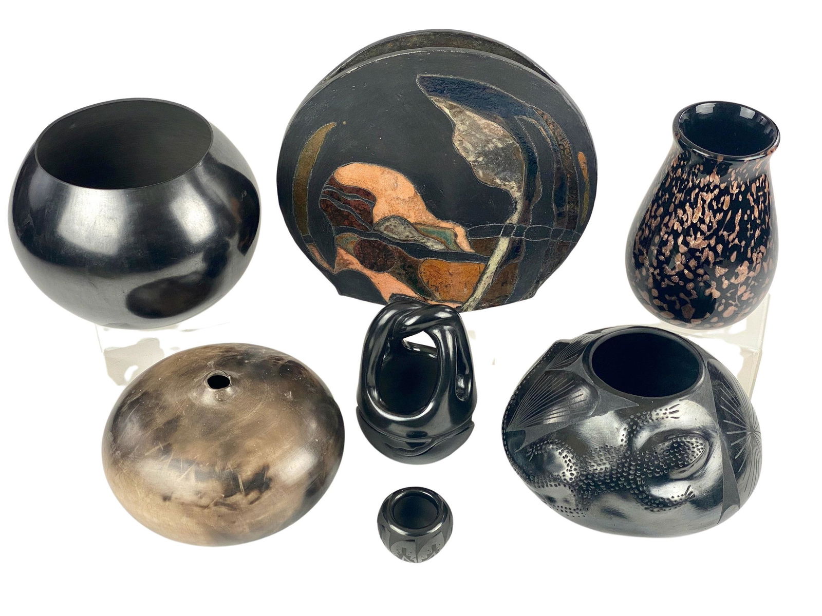Collection of Seven Pottery Pieces, Including Blackware Examples (1 of 20)