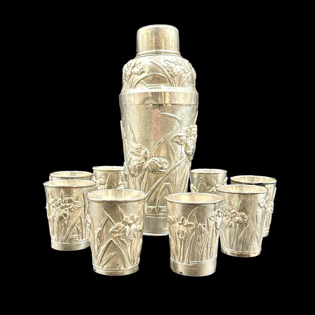 Japanese Hammered Silver Cocktail Shaker, Meiji (1 of 11)