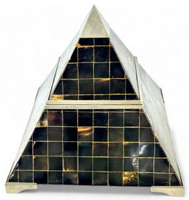 Large Pyradmidal Form Container