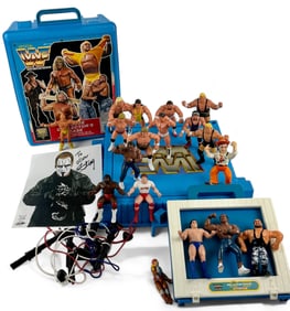 WWF Hasbro Collector's Case, Figures, Ring, and Presto Kit