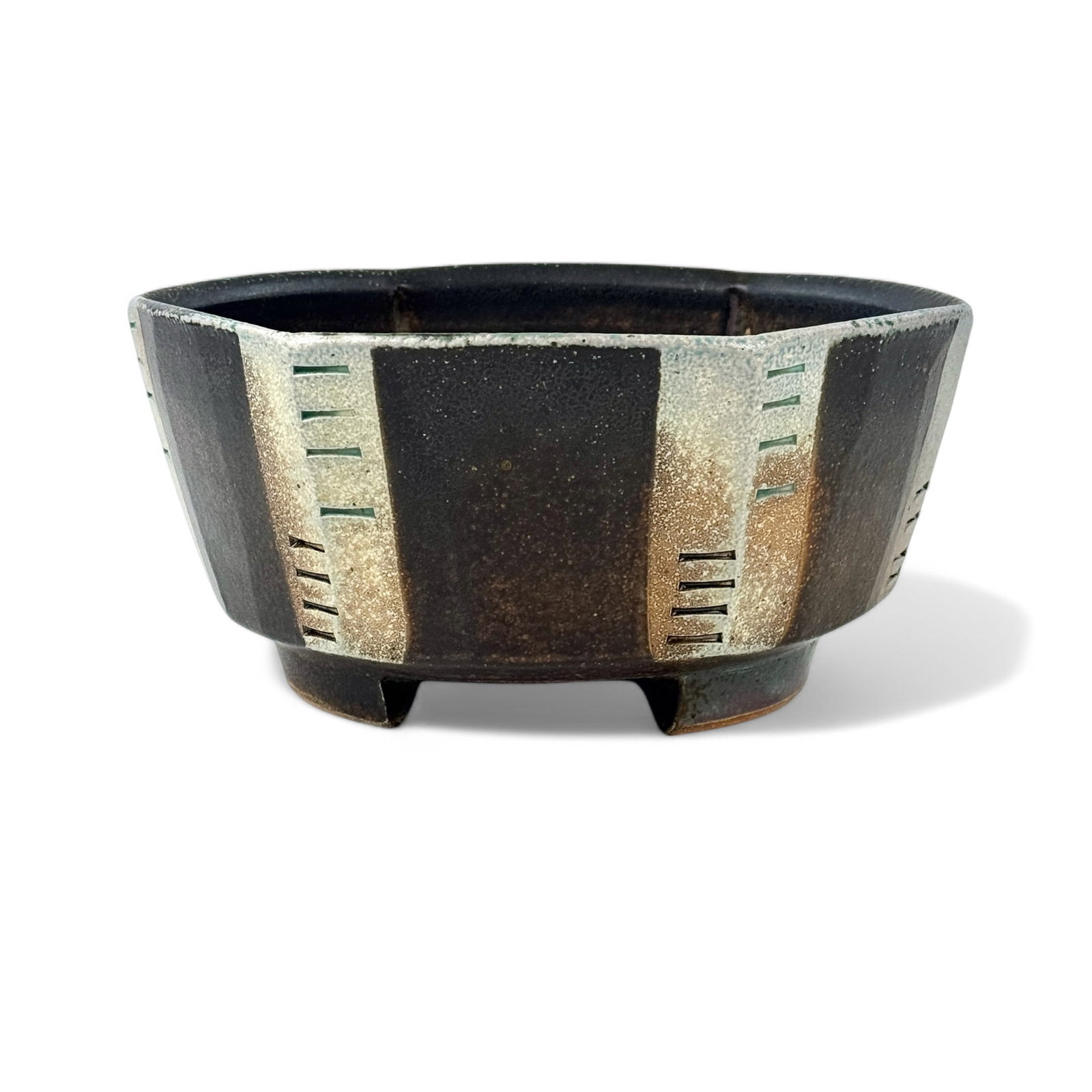 Jeff Oestrich Hexagonal Ceramic Bowl: Diameter: 10" With three feet to base and incised decoratioin. Height: 5"