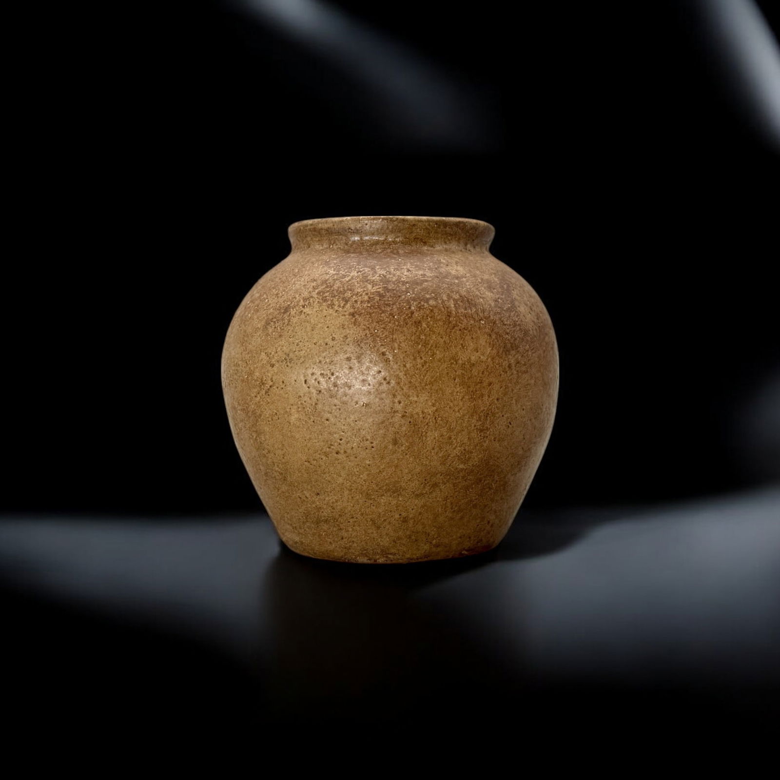 Grueby Vase (1 of 8)