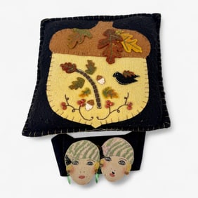 Arts & Crafts Pillow and Deco Textile