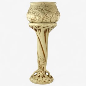 Weller Ivory Jardiniere