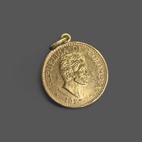 1927 5 Peso Columbian Gold Coin in Pendant
