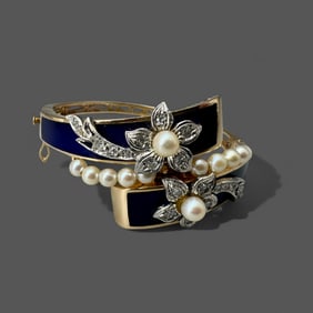 14K Gold Pearl, Diamond and Enamel Hinged Bangle