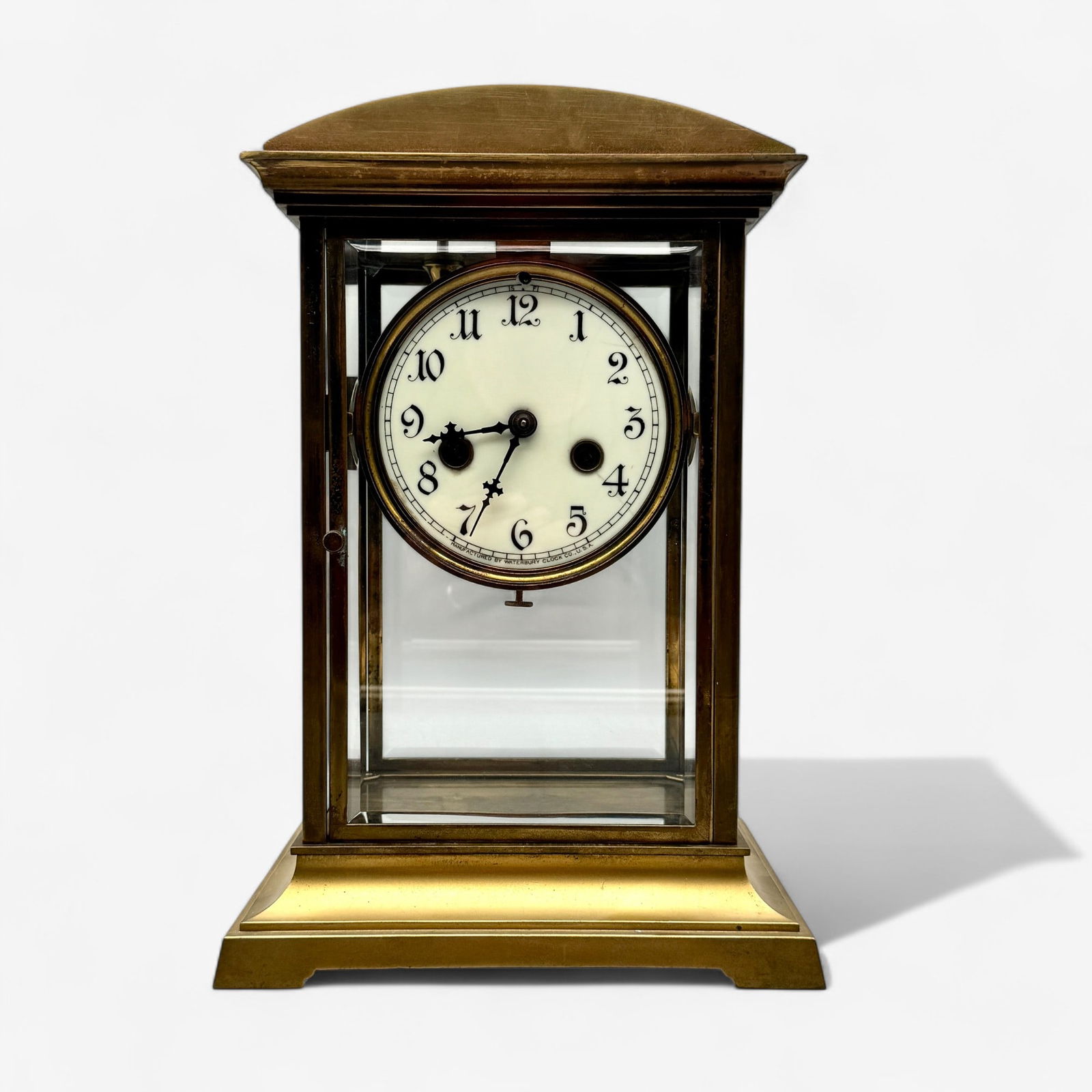 Waterbury Shelf Mantle Clock (1 of 3)