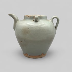 Porcelain Ware Ewer, Ming