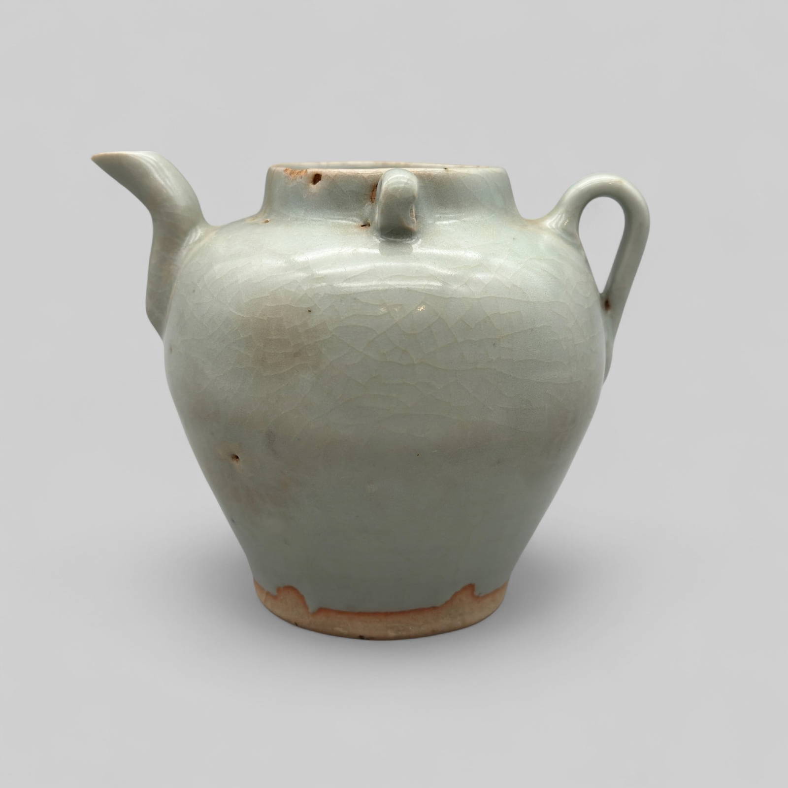 Porcelain Ware Ewer, Ming
