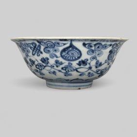 Porcelain Bowl in Underglaze Blue, Ming