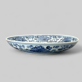 Porcelain Dish in Underglaze Blue, Ming, 16th Century