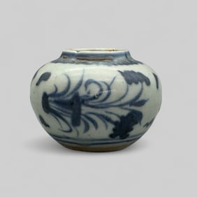 Porcelain Jar in Underglaze Blue, Ming