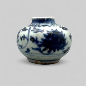 Porcelain Jar in Underglaze Blue, Ming